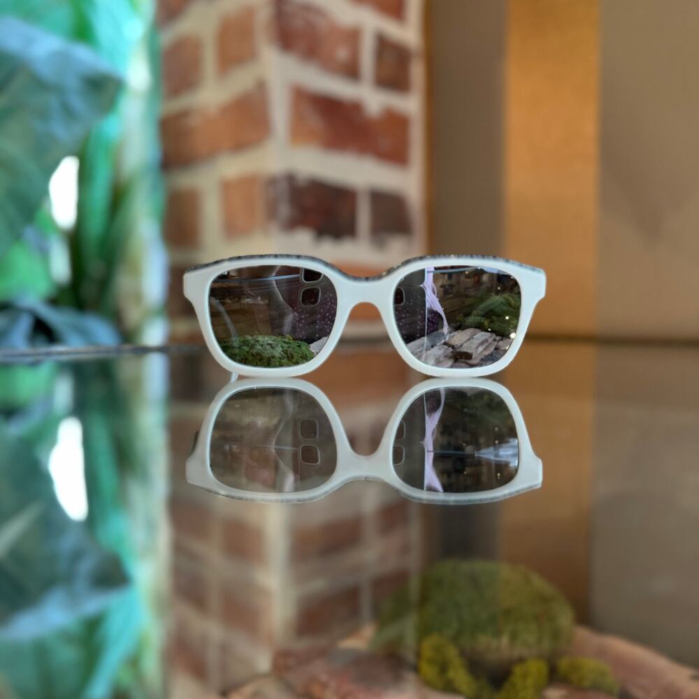 FENDI FE40077I 25C Black White FF Acetate Square Sunglasses